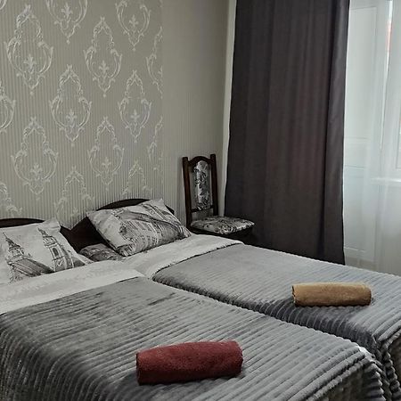 Василя Стуса 10/77 City Rooms 빌라체르크바 외부 사진